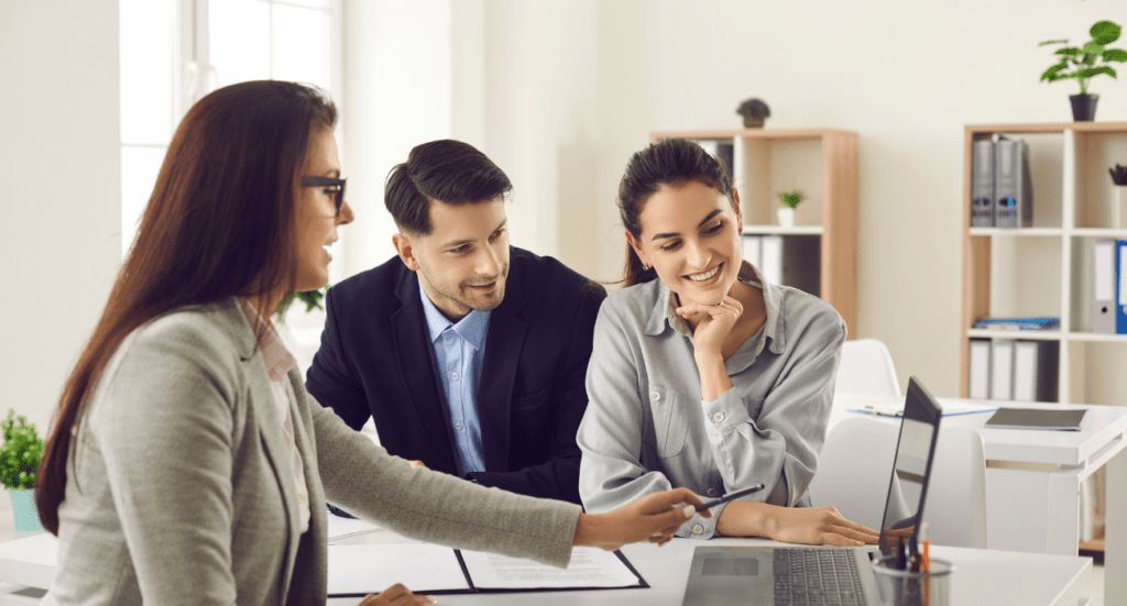 An Accountant and Bookkeeper meeting with their clients to go through Engager's client portal
